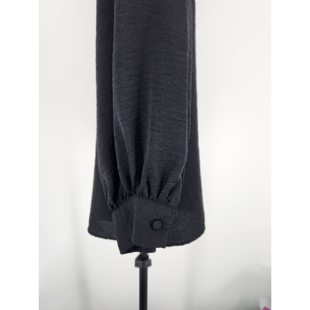 Nine West Plus Womens 1X Black Button Front Long Sleeve Blouse Textured Crepe - Picture 5 of 8